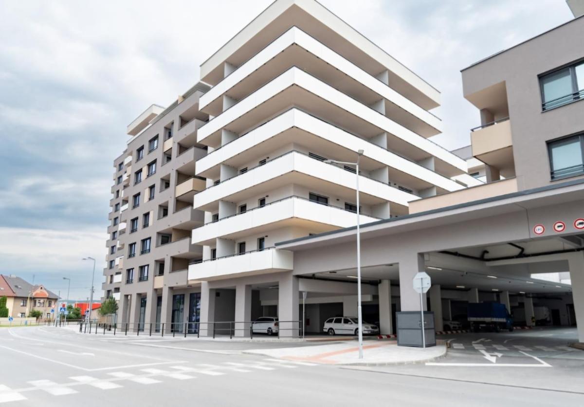 Apartman Iman With Privat Garage Parking Free Apartman Kassa Kültér fotó